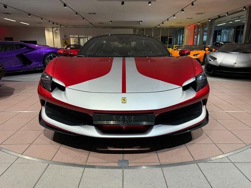 Gebraucht Ferrari 296 829 PS (609 kW) 2024 Rosso imola Cabrio