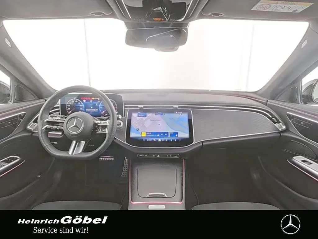 Second-hand Mercedes E220 AMG 197 CP (144 kW) 2024 Negru Berlinǎ