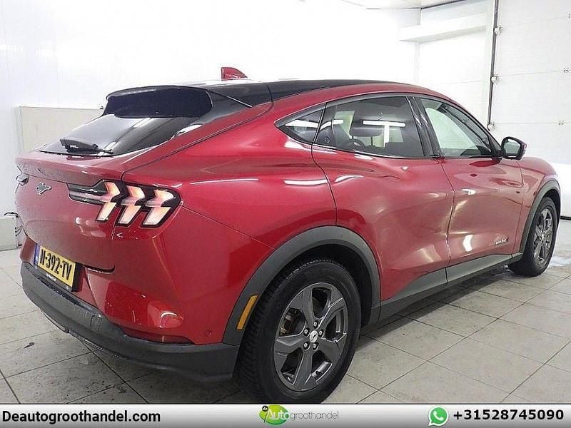 Gebraucht Ford Mustang Mach-E 216 kW (294 PS) 2021 Rot SUV