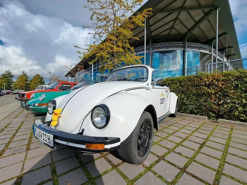 Używany VW Käfer 34 KM (25 kW) 1984 Biały Kabriolet