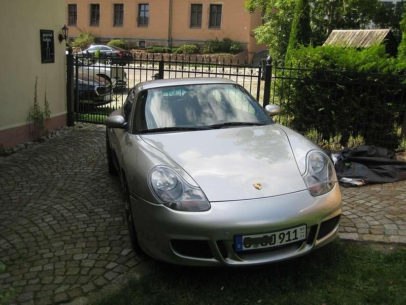 Grau Gebraucht 1998 Porsche 911 Carrera Coupé | 29.900 € - Bild 1/4