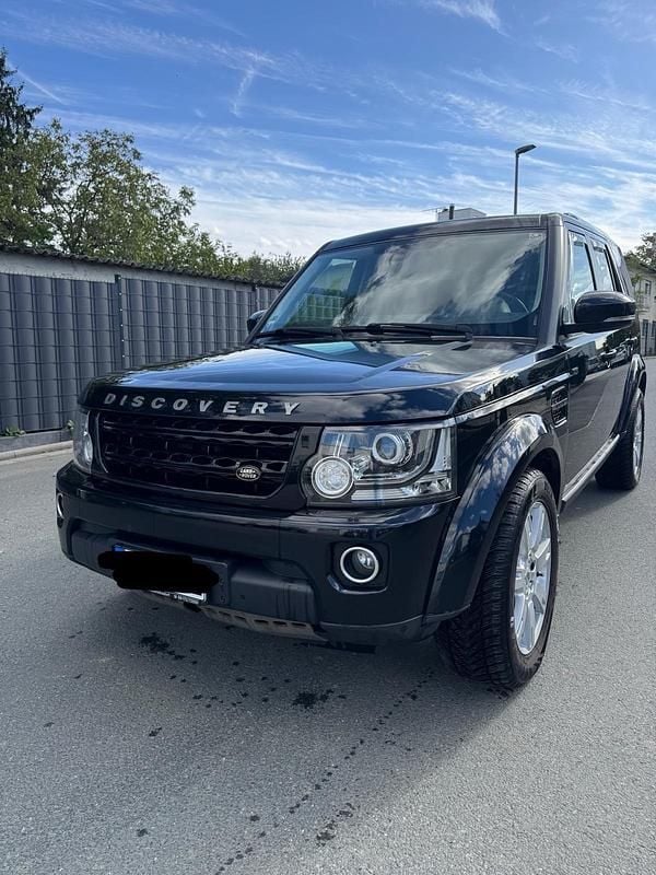 Schwarz Gebraucht 2015 Land Rover Discovery 4 HSE SUV | 23.500 € (Etwas zu teuer) - Bild 1/4