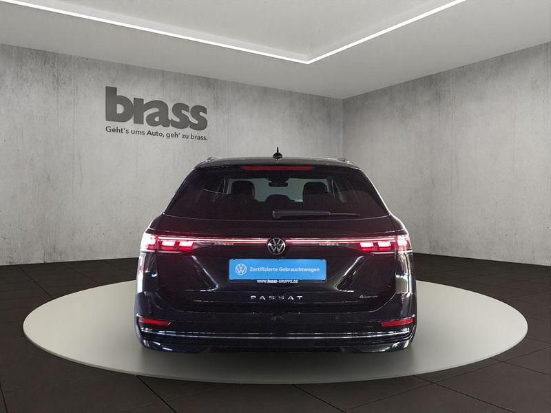 Gebraucht VW Passat Elegance 193 PS (141 kW) 2024 Grenadillschwarz metallic Kombi