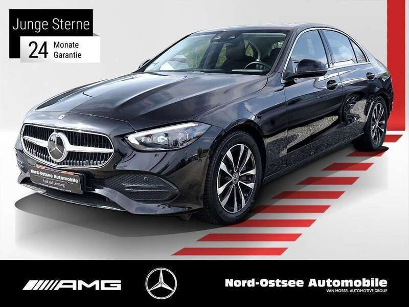 Metalliclack obsidianschwarz Gebraucht 2022 Mercedes C300 Avantgarde Limousine | 35.790 € (Superpreis) - Bild 1/4