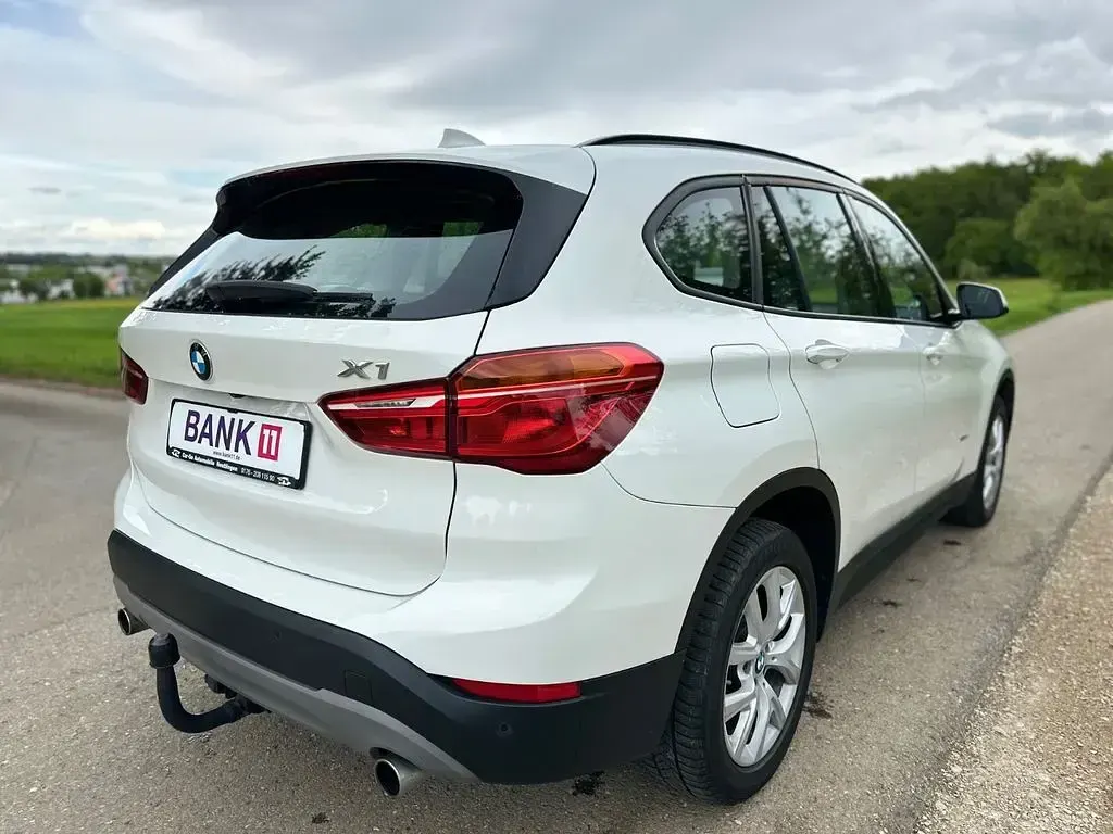 Gebraucht BMW X1 Sport Line 192 PS (141 kW) 2017 Weiß SUV