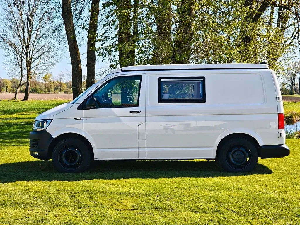Usata VW Transporter 140 CV (102 kW) 2016 Bianco Furgone