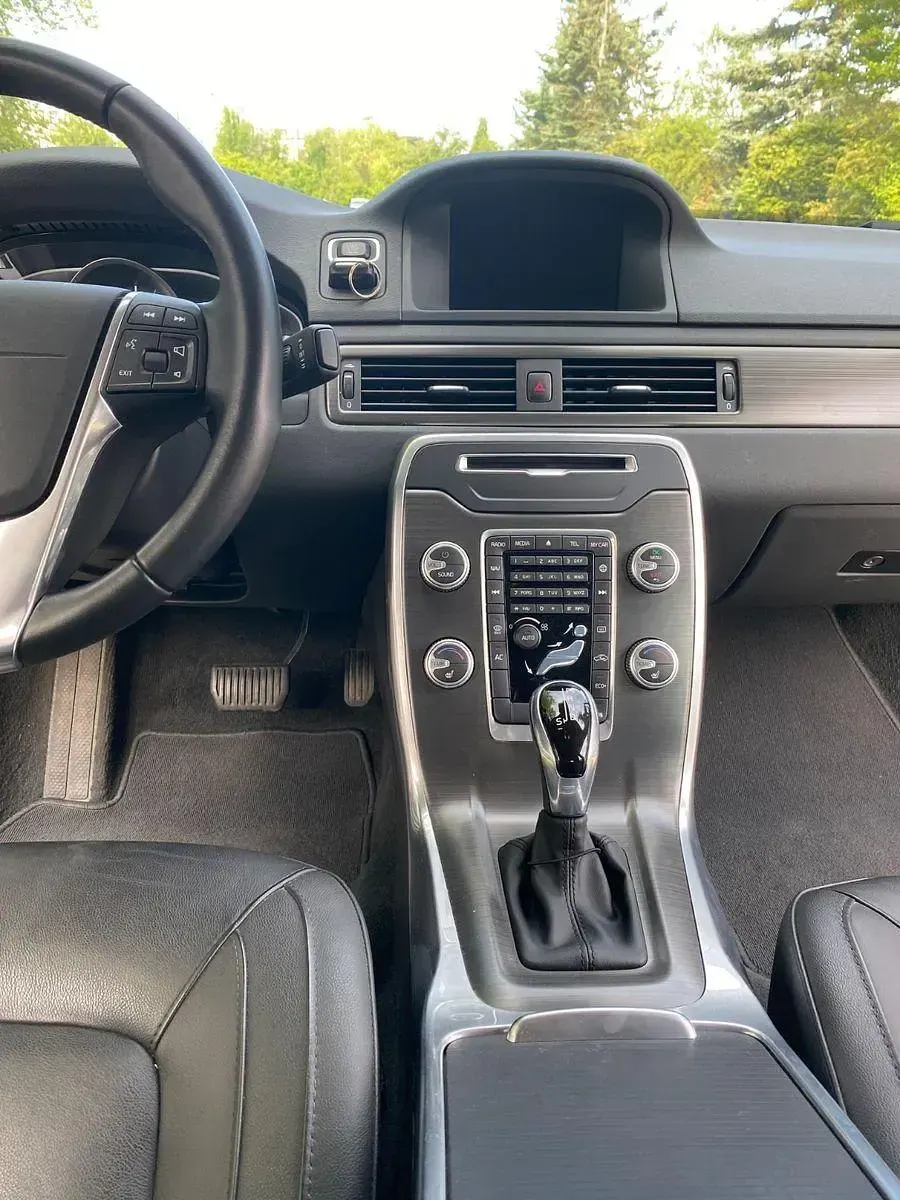 Gebraucht Volvo S80 Momentum 181 PS (133 kW) 2015 Silber Limousine