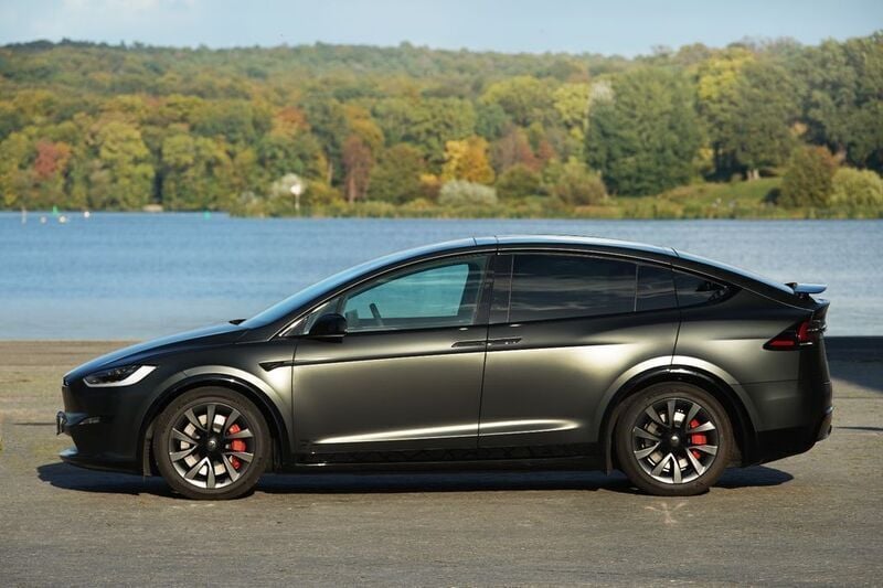 Schwarz Gebraucht 2023 Tesla Model X Plaid SUV | 79.900 € (Guter Preis) - Bild 1/4