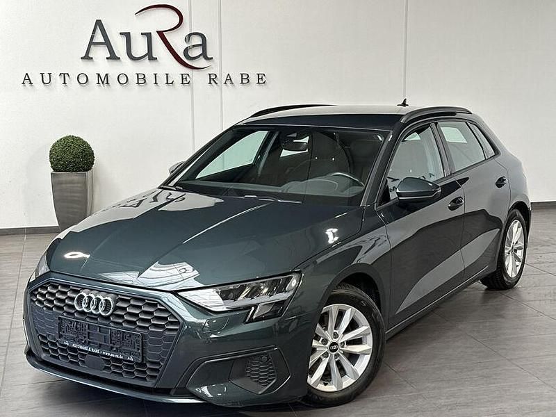 Grün Gebraucht 2021 Audi A3 Basis Limousine | 20.989 € (Fairer Preis) - Bild 1/4