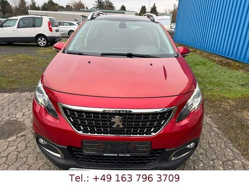 Rot Gebraucht 2018 Peugeot 2008 Allure SUV | 4.999 € (Superpreis) - Bild 1/4