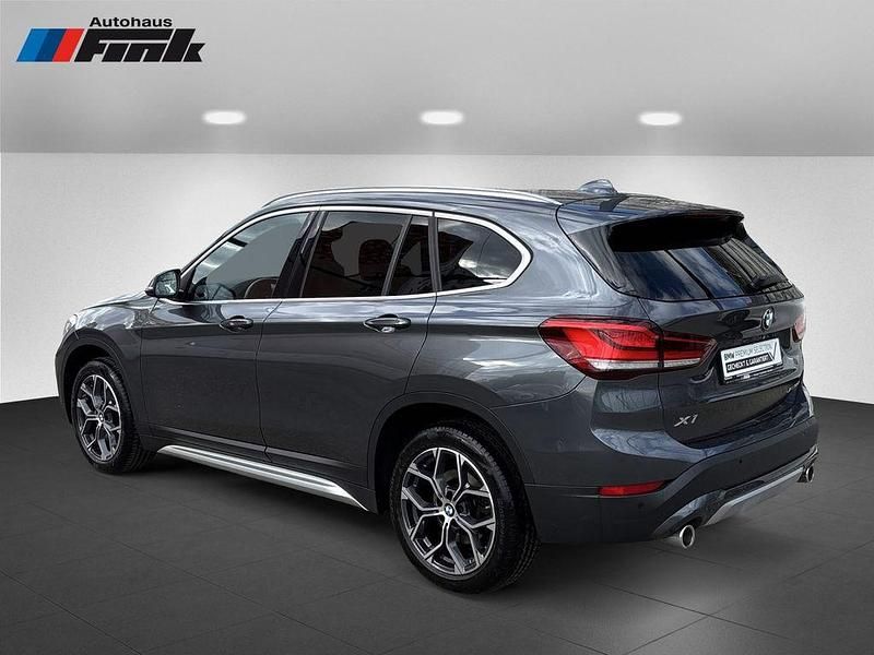 Second-hand BMW X1 xLine 190 CP (139 kW) 2021 Gri SUV
