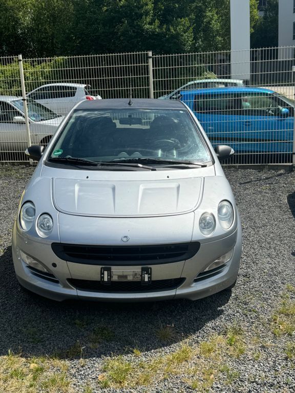 Silber Gebraucht 2006 Smart ForFour Passion Limousine | 2.000 € (Fairer Preis) - Bild 1/4