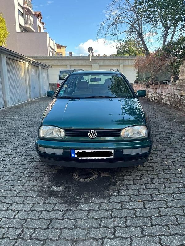 Grün Gebraucht 1997 VW Golf III Kombi | 3.900 € (Fairer Preis) - Bild 1/4