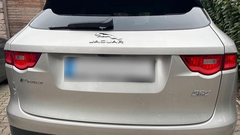 Gebraucht Jaguar F-Pace R-Sport 300 PS (220 kW) 2017 Beige SUV