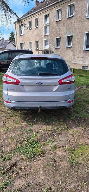 Second-hand Ford Mondeo 160 CP (117 kW) 2012 Gri Break