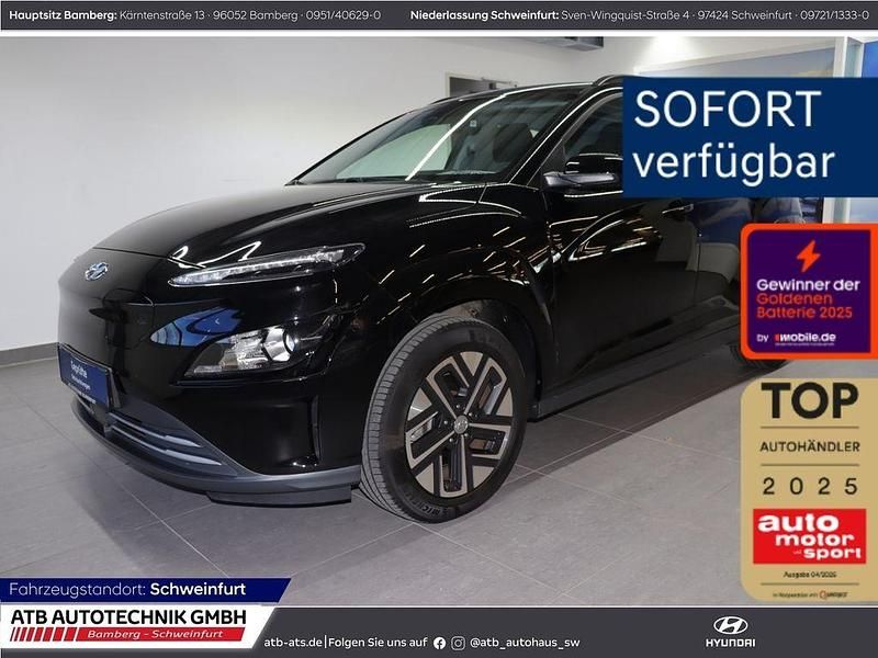 Phantom black / mic Gebraucht 2022 Hyundai Kona Select SUV | 18.470 € (Fairer Preis) - Bild 1/4