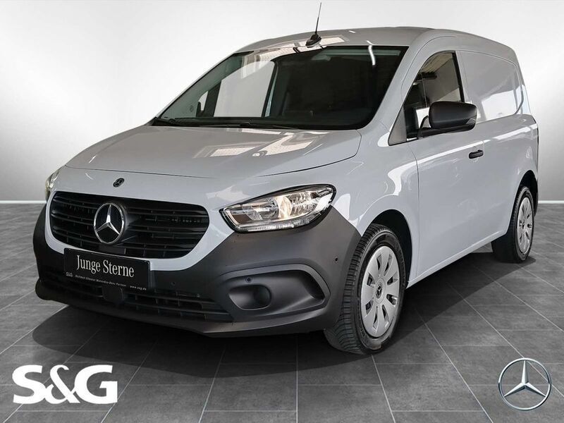 Arktikweiß Gebraucht 2023 Mercedes Citan 112 Van / Kleinbus | 21.706 € (Guter Preis) - Bild 1/4