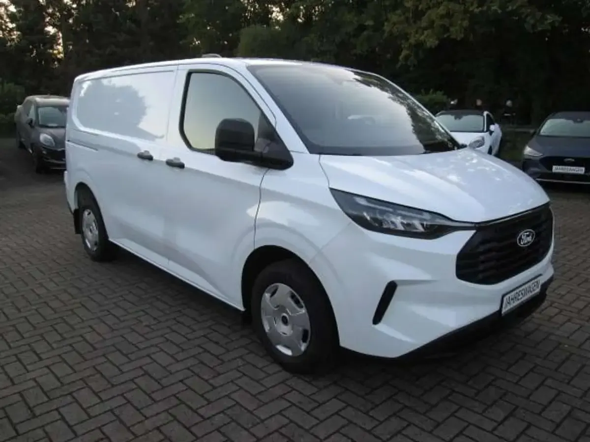 Gebraucht Ford Transit Custom Trend 136 PS (100 kW) 2024 Frostweiß Pickup