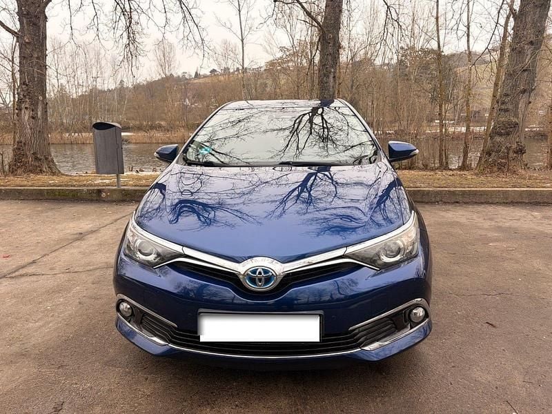 Gebraucht Toyota Auris Hybrid Executive 136 PS (100 kW) 2015 Blau Limousine