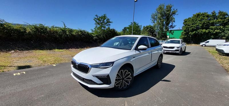 Weiß Neu 2025 Skoda Scala Tour Kleinwagen | 27.190 € (Teuer) - Bild 1/4