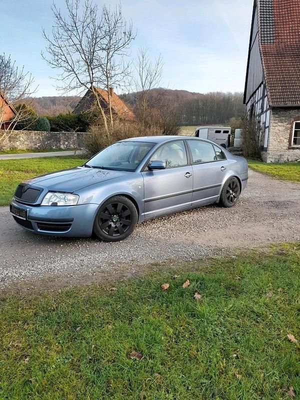 Blau Gebraucht 2003 Skoda Superb Limousine | 2.950 € (Fairer Preis) - Bild 1/4