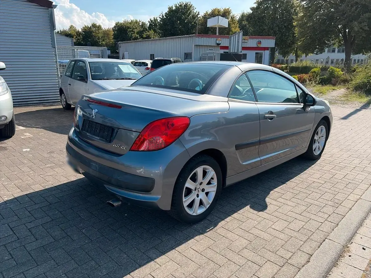 Gebraucht Peugeot 207 CC 120 PS (88 kW) 2008 Grau Cabrio