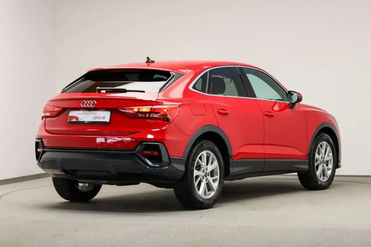 Gebraucht Audi Q3 Business 150 PS (110 kW) 2021 Tangorot metallic SUV