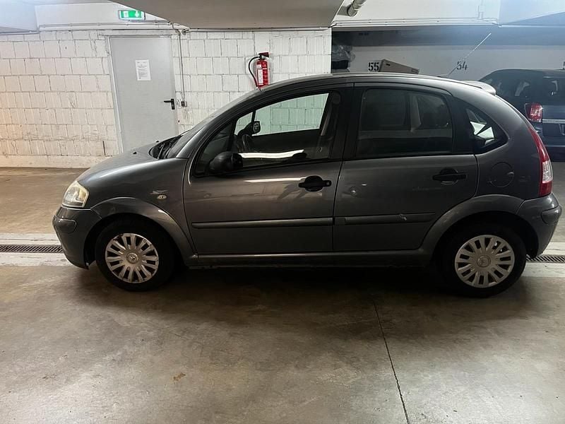 Gebraucht Citroën C3 73 PS (53 kW) 2009 Grau Kleinwagen