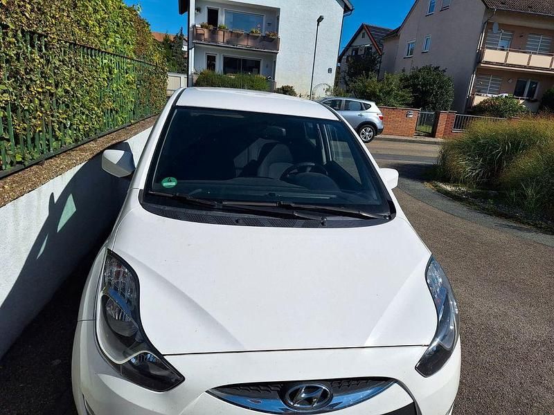 Gebraucht 2011 Hyundai ix20 Style Van / Kleinbus | 4.444 € (Superpreis) - Bild 1/4