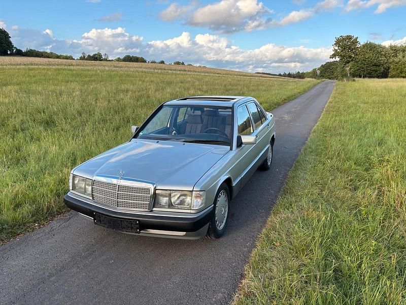 Gebraucht Mercedes 190 1990 Silber Limousine