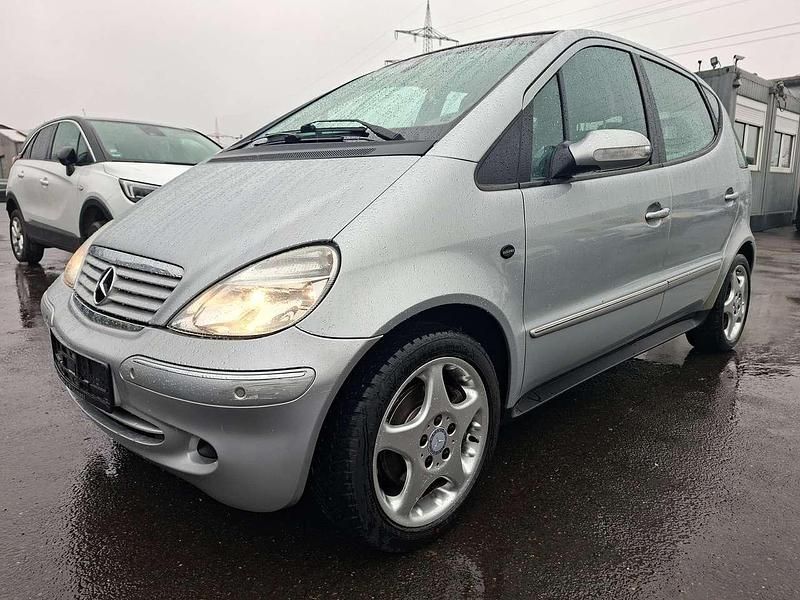 Gebraucht Mercedes A190 Elegance 125 PS (91 kW) 2003 Silber Limousine