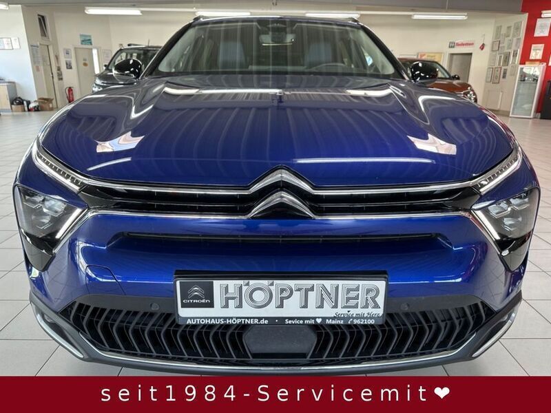 Blau magneticblau metallic Gebraucht 2022 Citroën C5 X PureTech Limousine | 25.680 € (Etwas zu teuer) - Bild 1/4