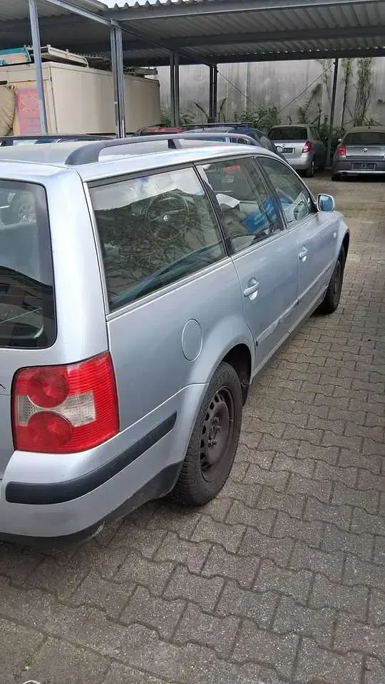 Gebraucht VW Passat GT 116 PS (85 kW) 2002 Silber Limousine