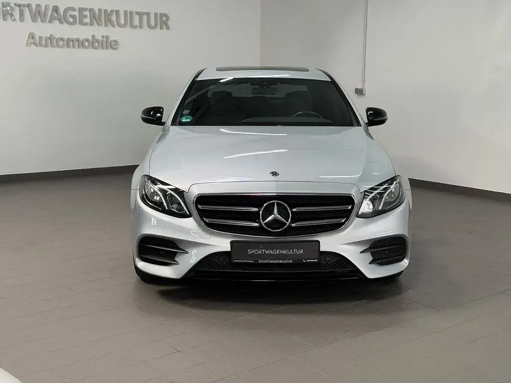 Gebraucht Mercedes E300 AMG 194 PS (142 kW) 2020 Silber Limousine