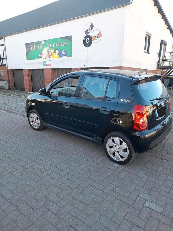 Gebraucht Kia Picanto 65 PS (47 kW) 2010 Schwarz Kleinwagen