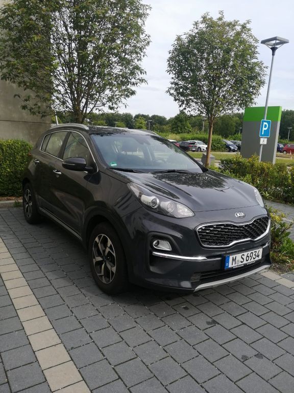 Grau Gebraucht 2021 Kia Sportage Spirit SUV | 21.600 € (Superpreis) - Bild 1/4