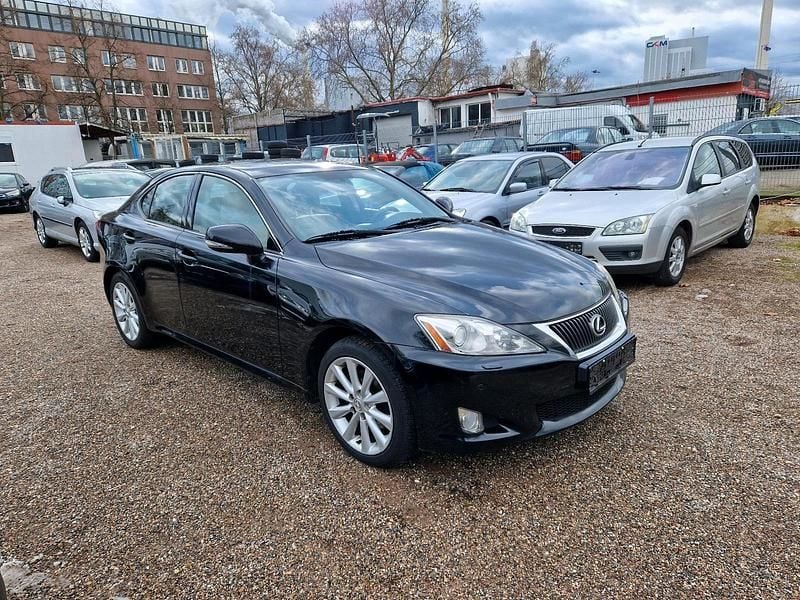 Gebraucht Lexus IS220d Luxury Line 206 PS (151 kW) 2010 Schwarz Limousine