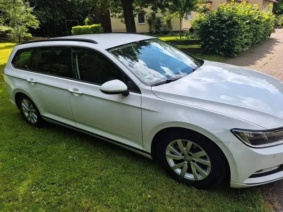 Gebraucht VW Passat 150 PS (110 kW) 2018 Kombi