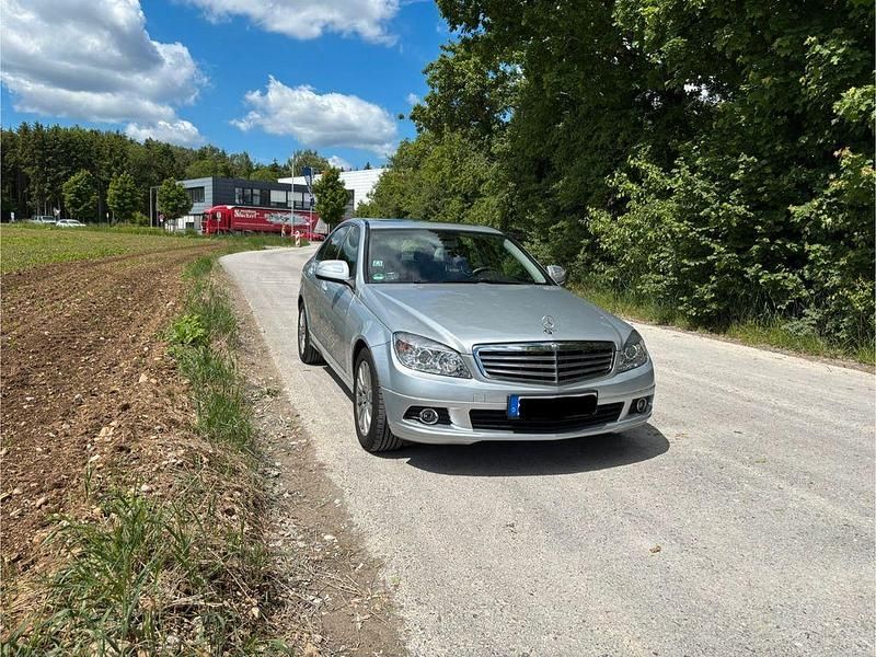 Gebraucht Mercedes C200 184 PS (135 kW) 2008 Silber Limousine