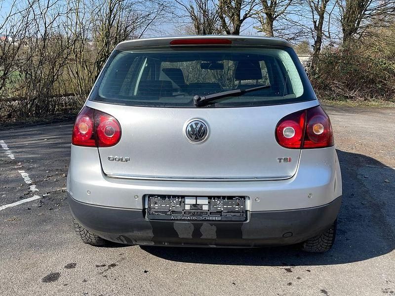 Gebraucht VW Golf VI Edition 140 PS (102 kW) 2008 Silber Kleinwagen