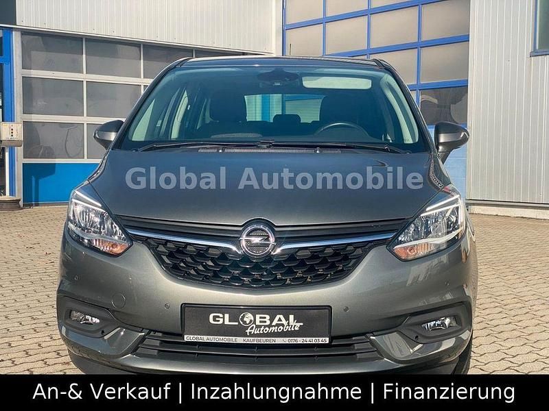 Gebraucht Opel Zafira 140 PS (102 kW) 2018 Quarz grau Van / Kleinbus