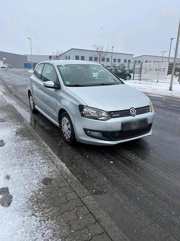 Silber Gebraucht 2011 VW Polo Kleinwagen | 3.300 € (Fairer Preis) - Bild 1/4
