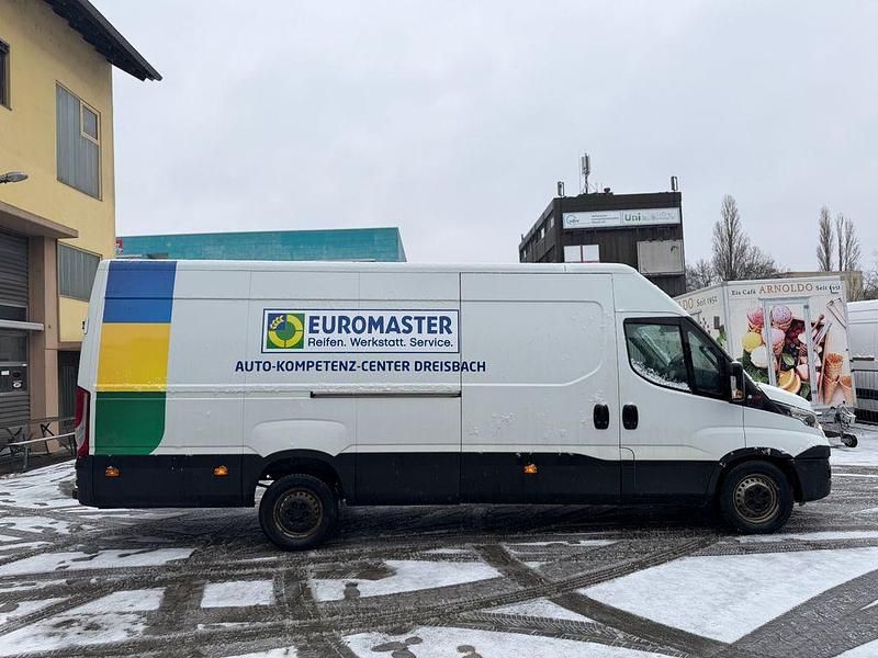 Gebraucht Iveco Daily 136 PS (100 kW) 2017 Van / Kleinbus