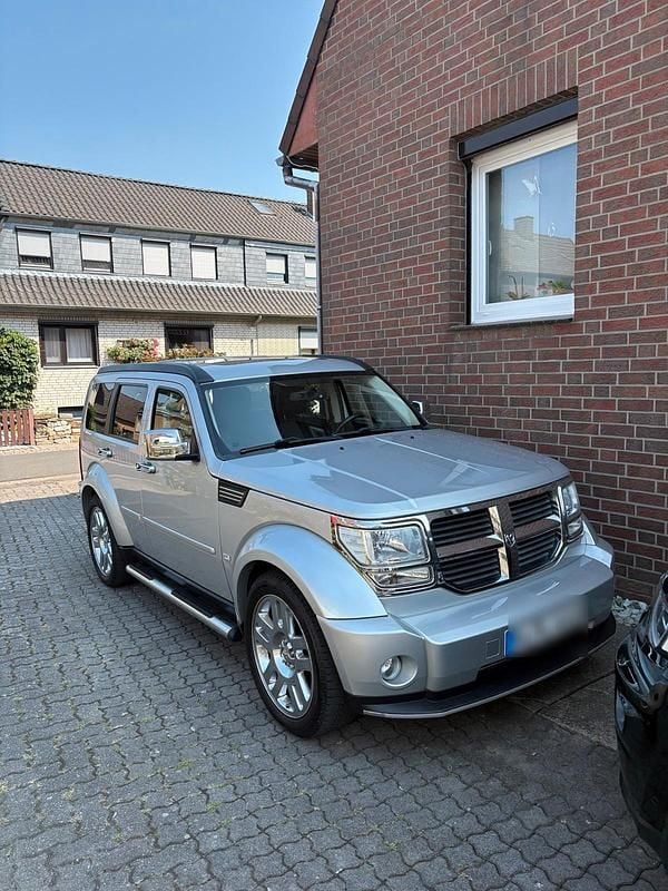 Gebraucht Dodge Nitro 177 PS (130 kW) 2007 Silber SUV