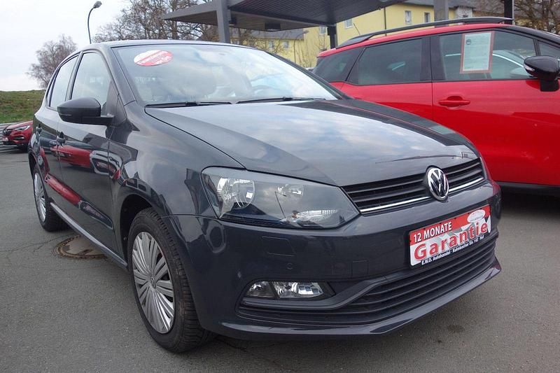 Gebraucht VW Polo Trendline 60 PS (44 kW) 2015 Grau Kleinwagen