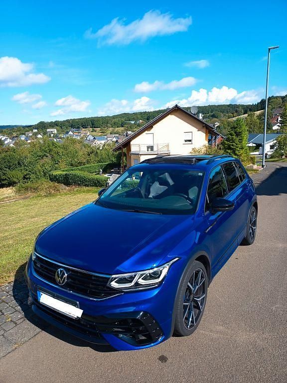 Blau Gebraucht 2021 VW Tiguan R SUV | 36.500 € (Guter Preis) - Bild 1/4