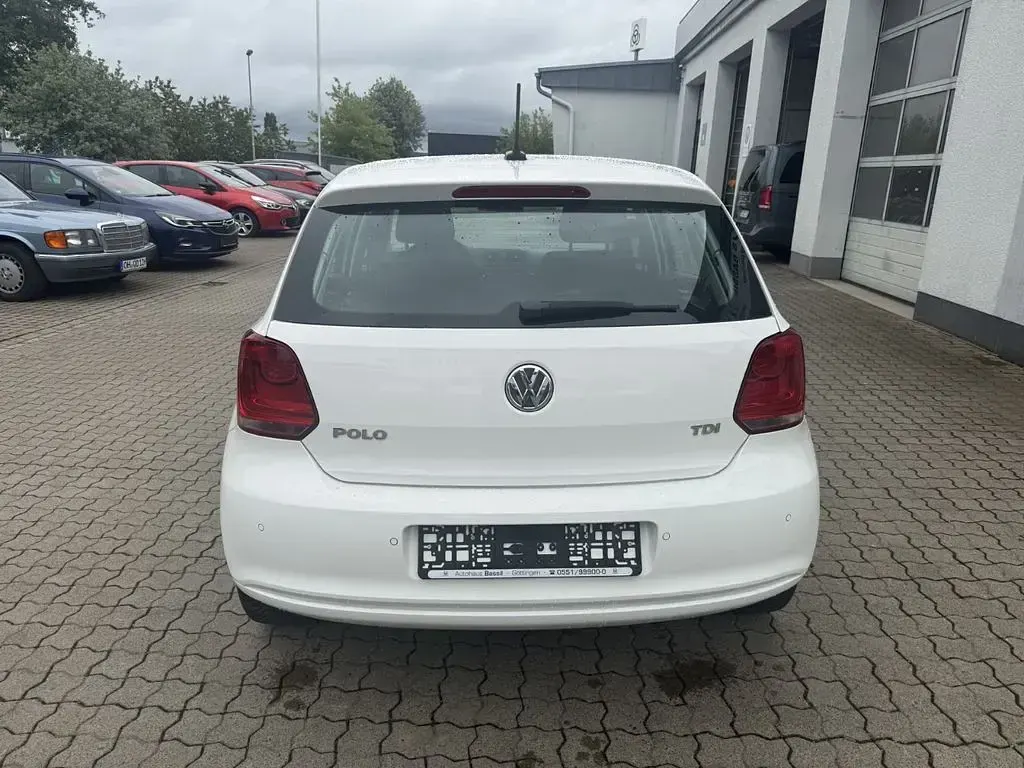 Gebraucht VW Polo Trendline 75 PS (55 kW) 2013 Weiß Kleinwagen