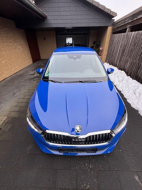 Gebraucht Skoda Fabia Easy 65 PS (47 kW) 2023 Blau Kleinwagen