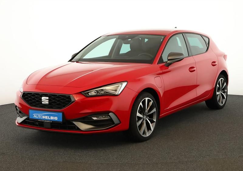 Gebraucht Seat Leon FR 204 PS (150 kW) 2022 Reinrot SUV