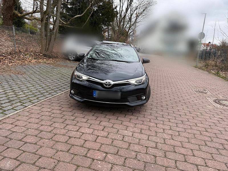 Gebraucht Toyota Auris 136 PS (100 kW) 2017 Blau Kombi